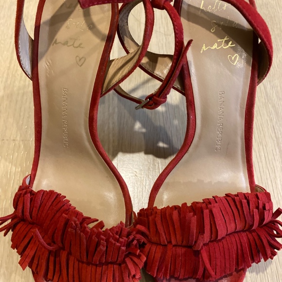 Red sandals - Picture 3 of 3